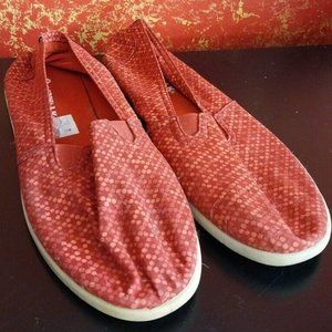 AIRWALK Women's Red Slip On Casual Comfort Shoes Size 11